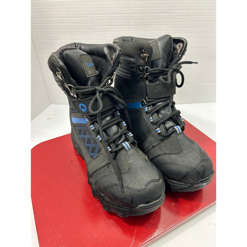 Airwalk Geometric Snow Boots 7 Black Insulated Rugged Gorpcore Winter Utility